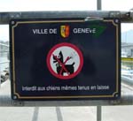 53 スイス ジュネーブ 犬の看板